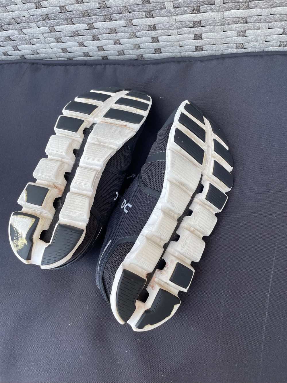On Running Women’s Cloudswift Running Shoes - Black/White - Picture 3 of 3